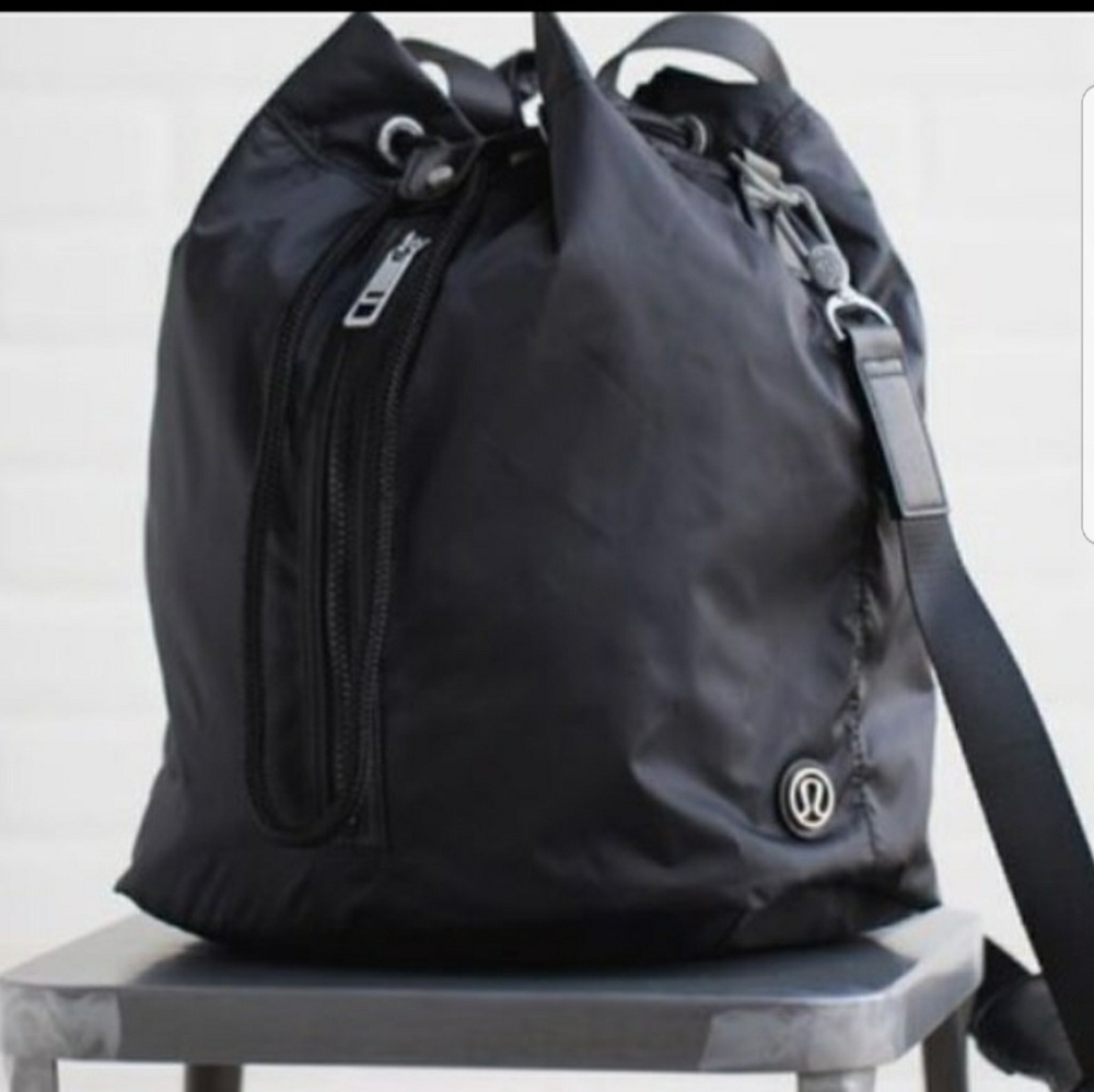 Lululemon Sweat to Street Hobo